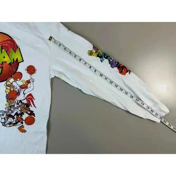 PACSUN Space Jam Retro 90s LS Size Med New No Tag Basketball Looney Tunes Taz - Picture 8 of 13